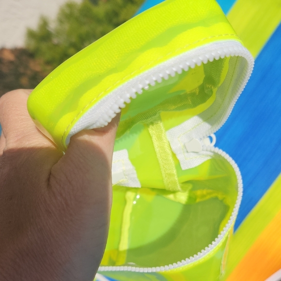 ✨️Drunk Elephant Neon Yellow Clear Cosmetic Pouch with White Strap - Picture 13 of 17